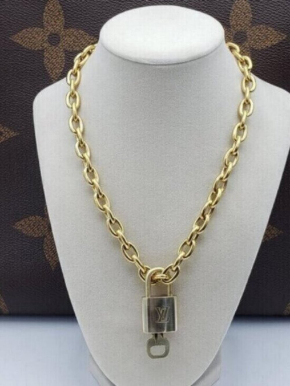 Authentic Louis Vuitton Gold Padlock w/Unbranded Stainless Steel Chain Necklace - Picture 14 of 14